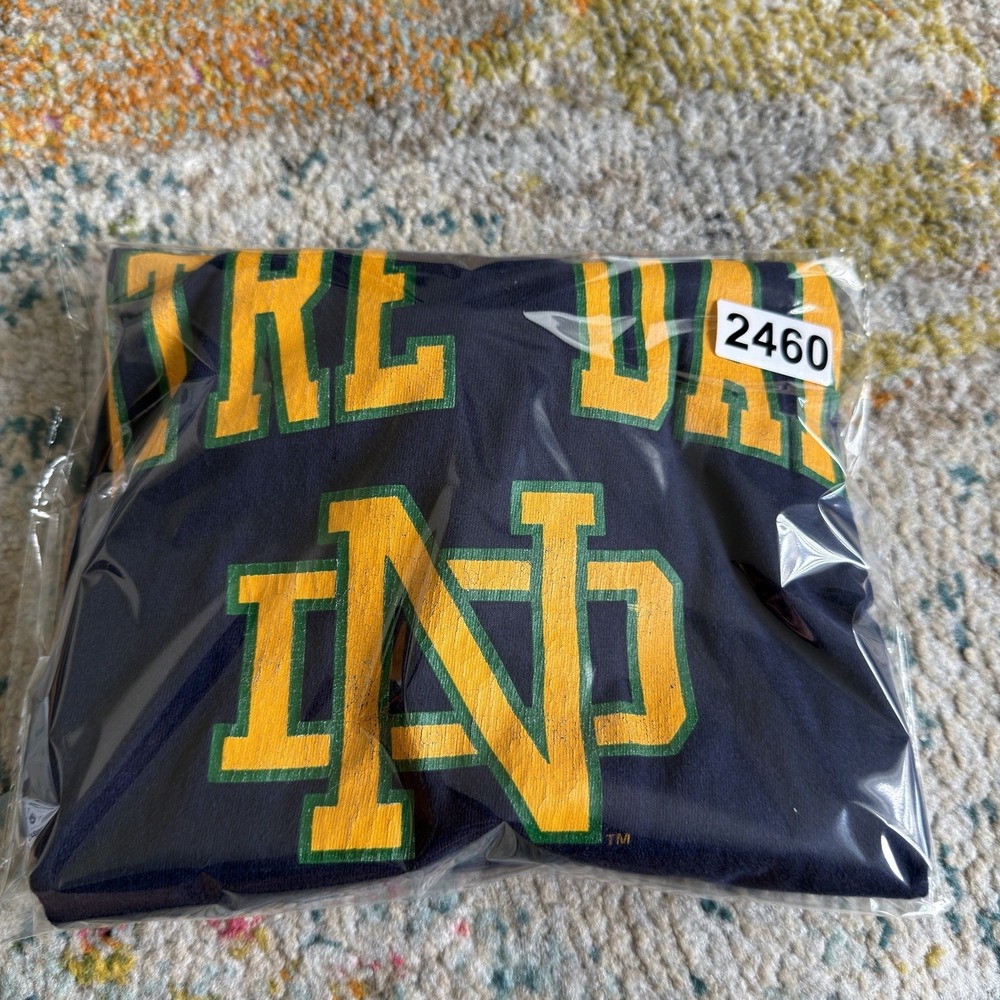 Vintage Notre Dame Fighting Irish T-Shirt Medium - Navy Blue College Tee - Picture 7 of 7